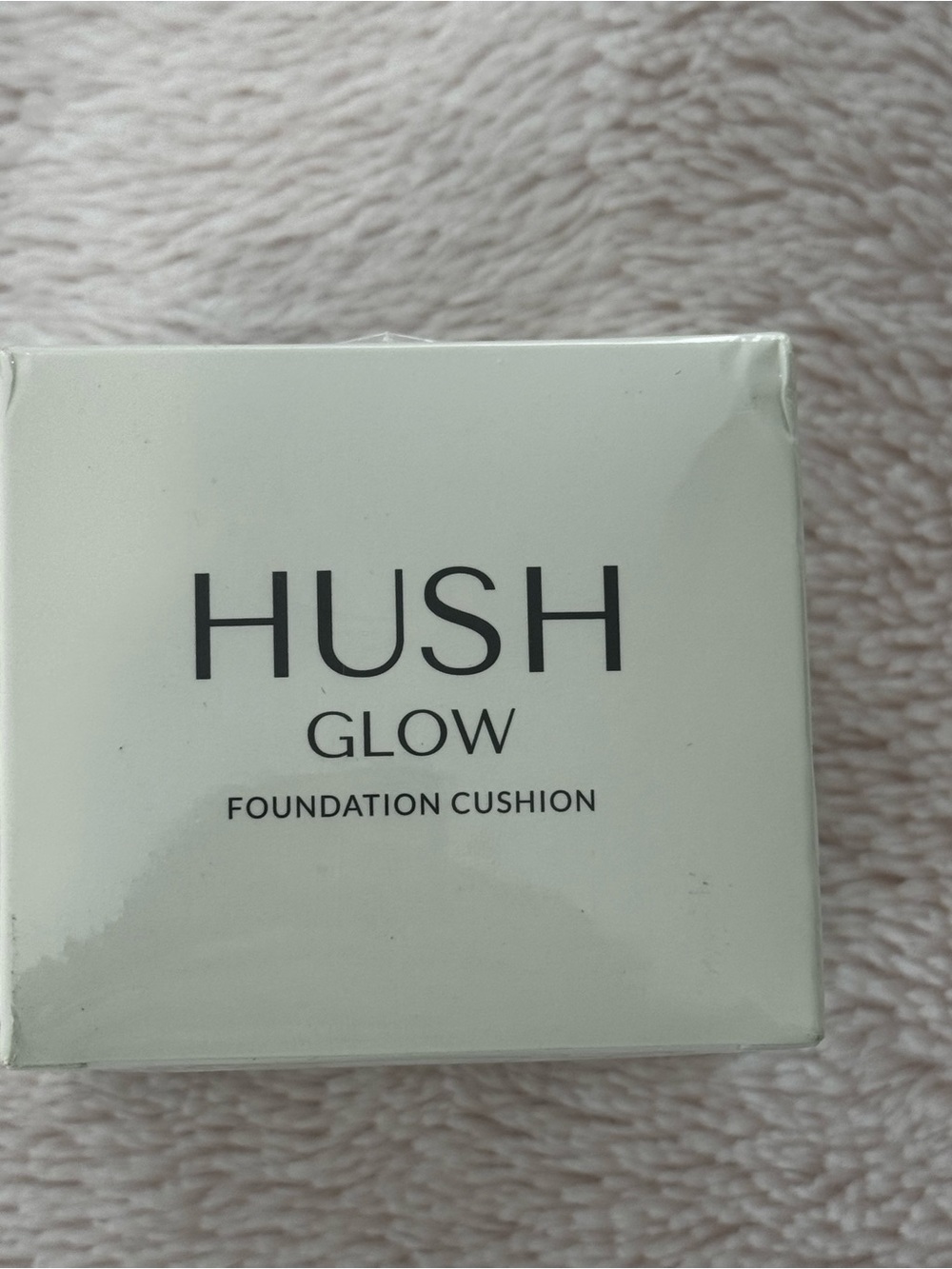 NWT HUSH Glow Foundation Cushion - ivory Shade